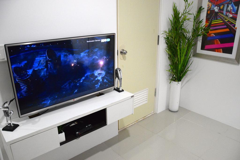 Jazz Makati Luxury Apartment Маніла Екстер'єр фото