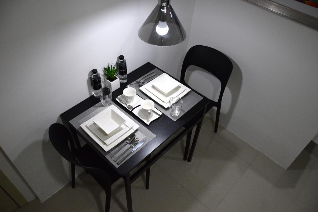 Jazz Makati Luxury Apartment Маніла Екстер'єр фото